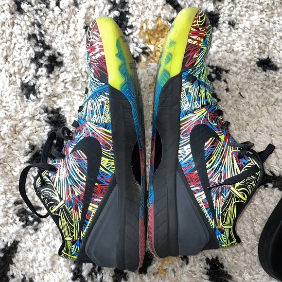 Nike Kobe IV - Picture 4 of 5